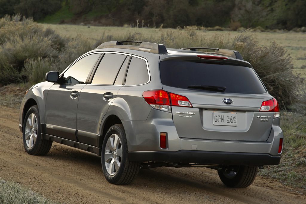 201014 Subaru Outback Consumer Guide Auto