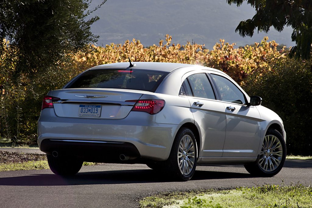 chrysler 200 s 2 door