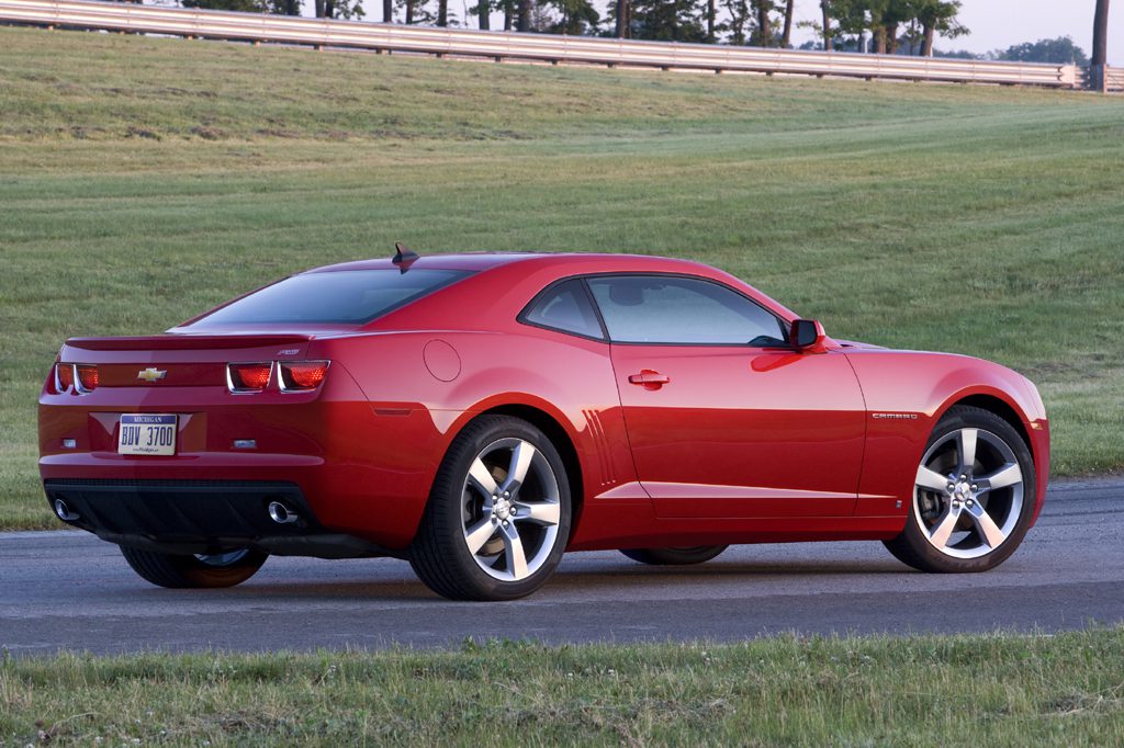 2010-15 Chevrolet Camaro | Consumer Guide Auto