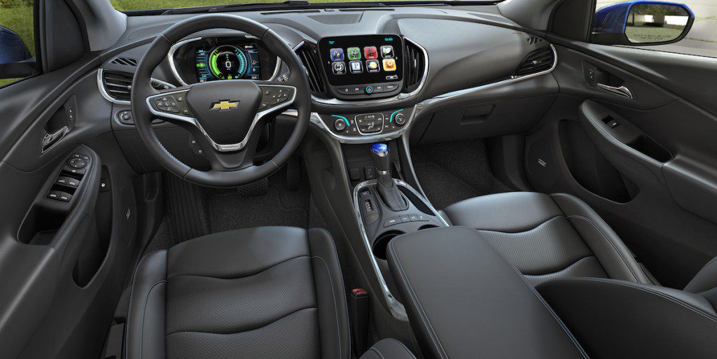 2017 Chevrolet Volt Best Buy Review | Consumer Guide Auto