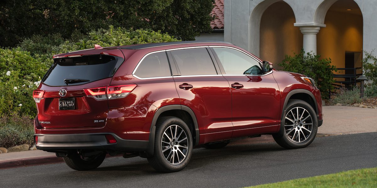 2017 Toyota Highlander SE