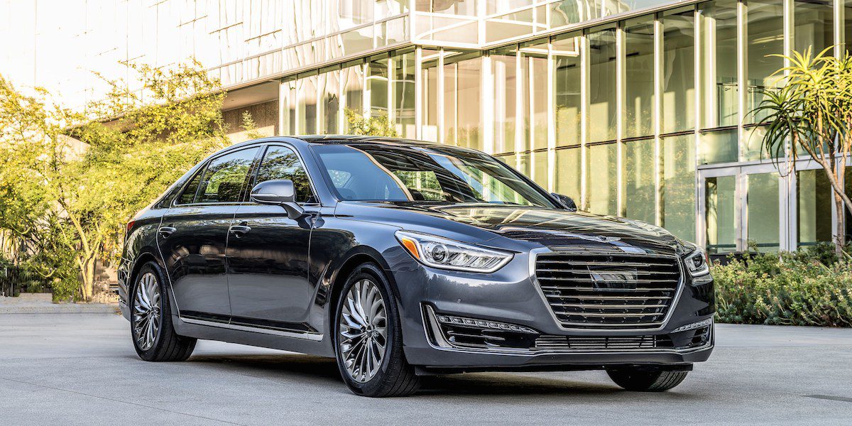 2017 Genesis G90