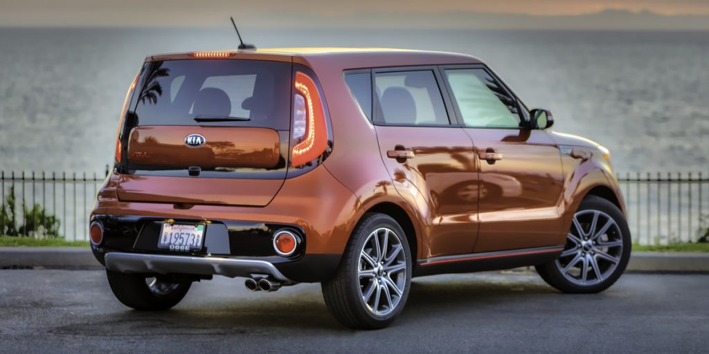 2017 Kia Soul Best Buy Review | Consumer Guide Auto