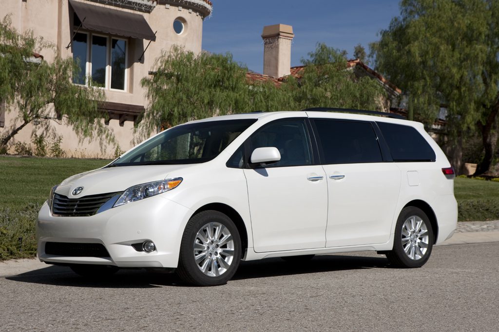 2011 sienna van