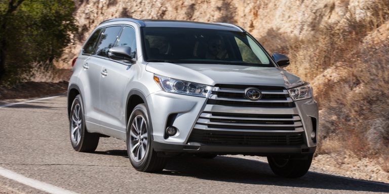 Toyota highlander iv