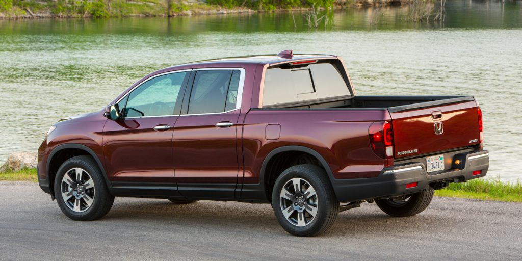 2019 Honda Ridgeline Best Buy Review | Consumer Guide Auto