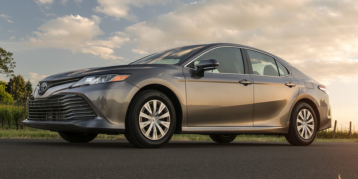 2019 Toyota Camry LE Hybrid