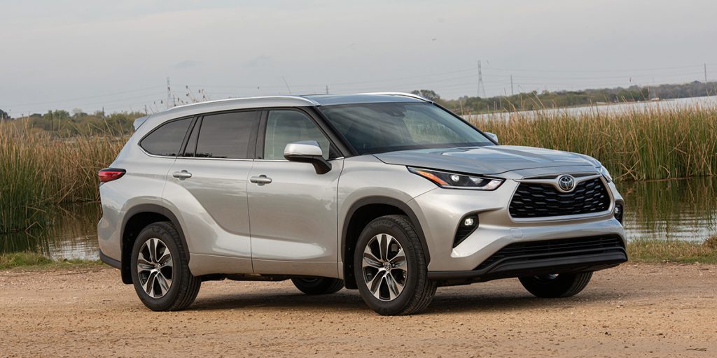 2021 Toyota Highlander Best Buy Review | Consumer Guide Auto