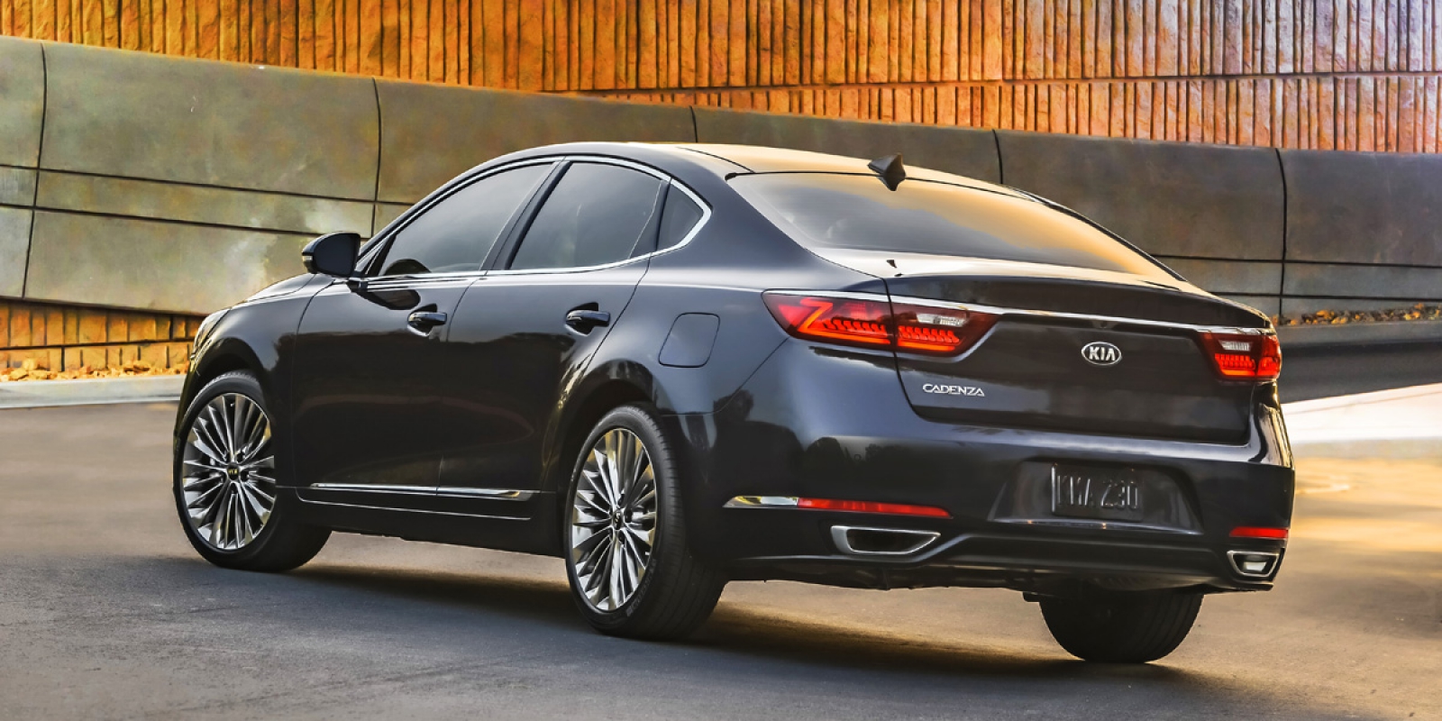 2018 Kia Cadenza Consumer Guide Auto