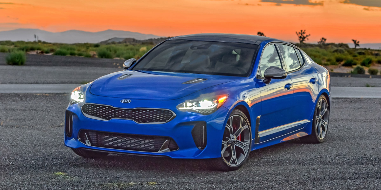 2021 Kia Stinger | Consumer Guide Auto