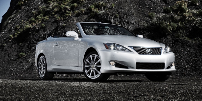 2015 Lexus IS C | Consumer Guide Auto