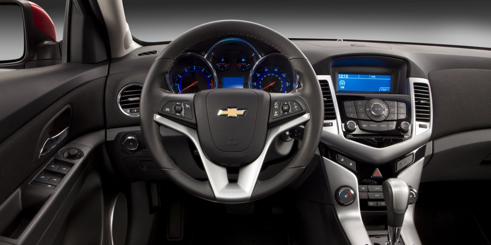 2014 Chevrolet Cruze | Consumer Guide Auto