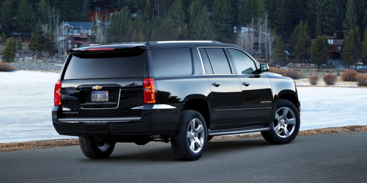 2018 Chevrolet Suburban | Consumer Guide Auto