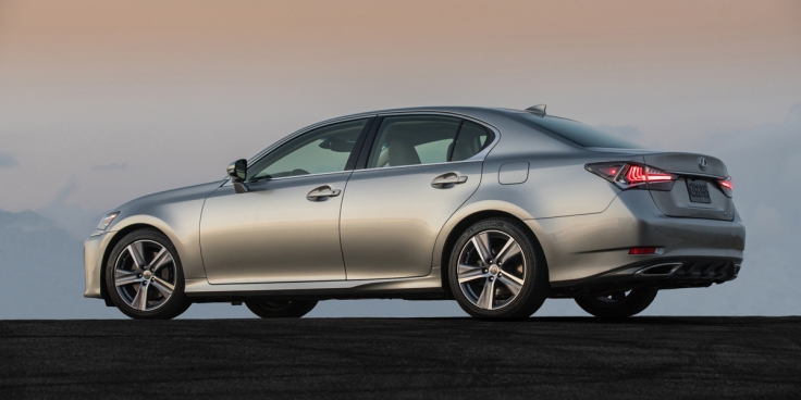 2019 Lexus GS | Consumer Guide Auto