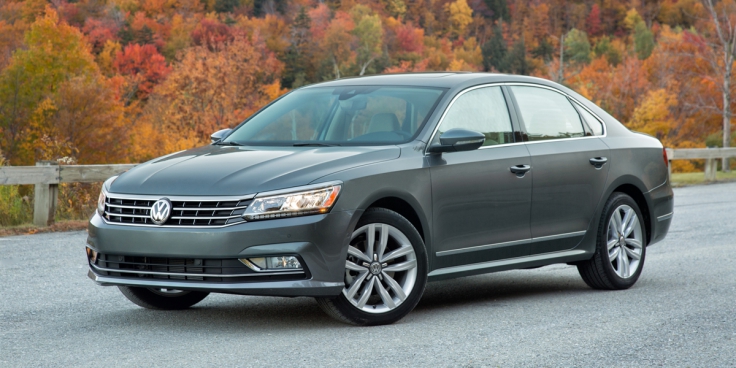 2018 Volkswagen Passat | Consumer Guide Auto