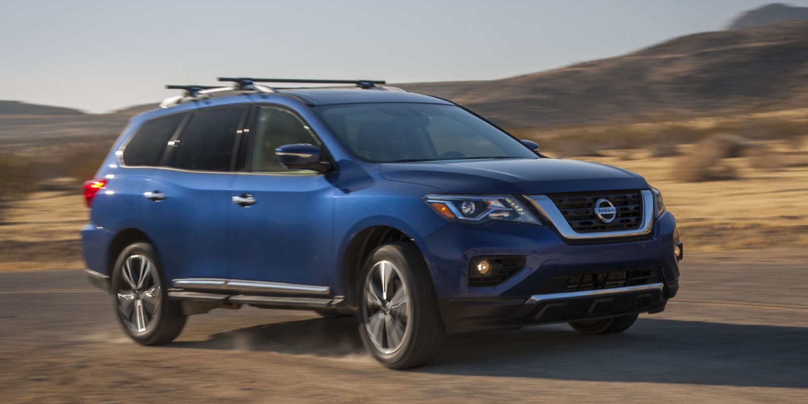 2017 Nissan Pathfinder | Consumer Guide Auto