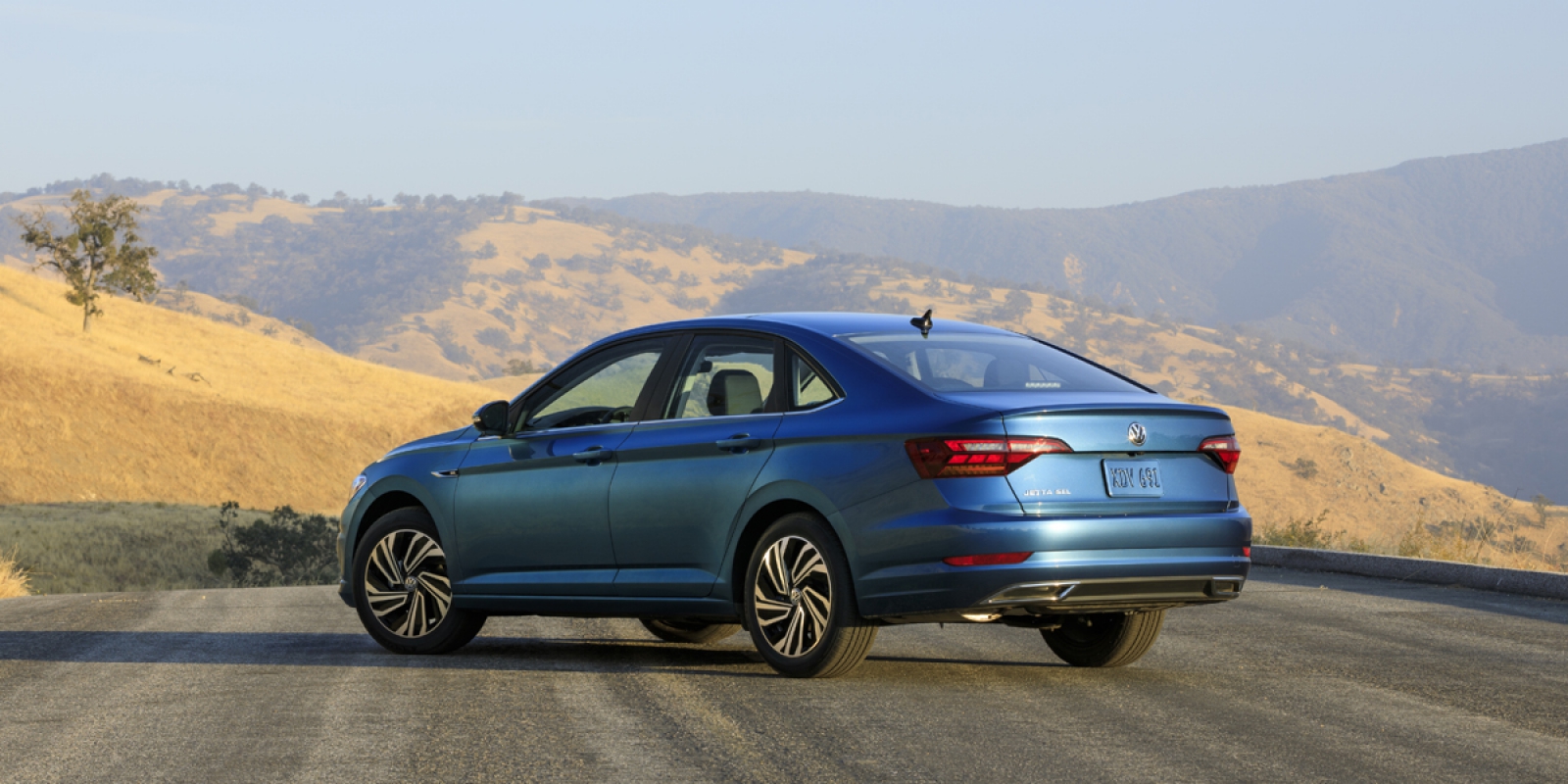 2019 Volkswagen Jetta | Consumer Guide Auto