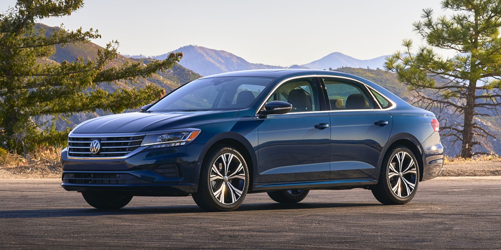 2021 Volkswagen Passat | Consumer Guide Auto