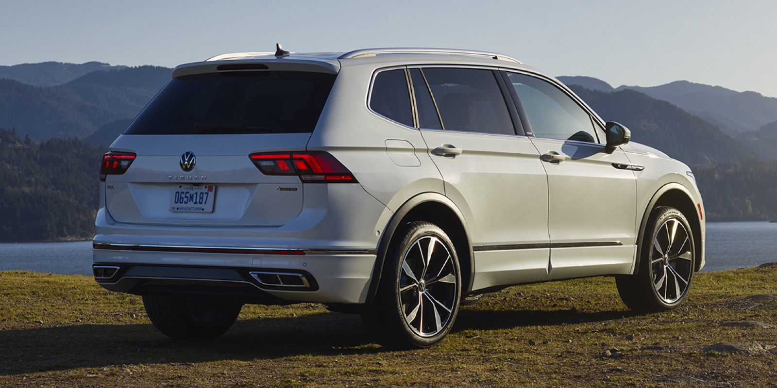 2022 Volkswagen Tiguan | Consumer Guide Auto