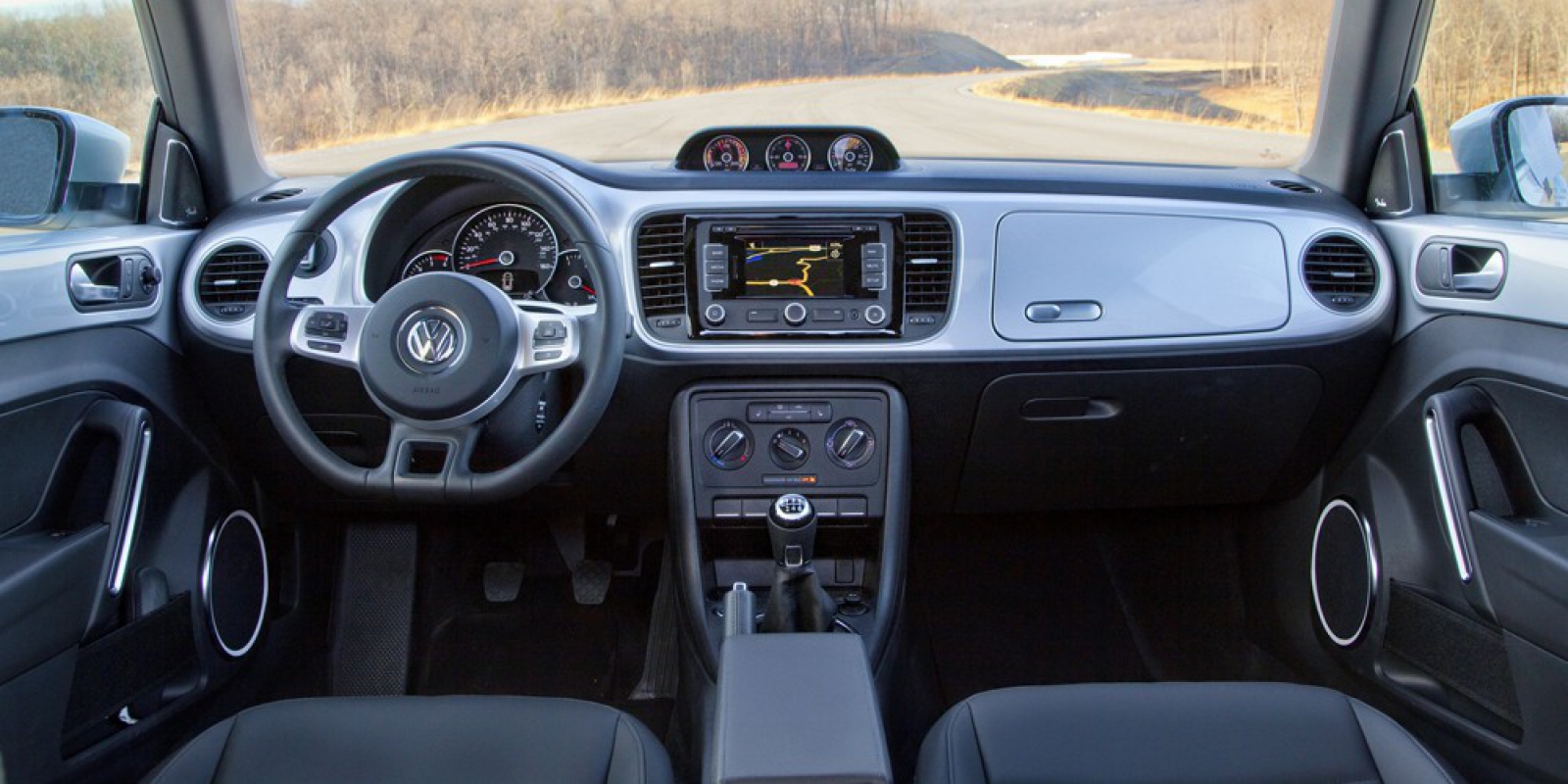 2014 Volkswagen Beetle | Consumer Guide Auto