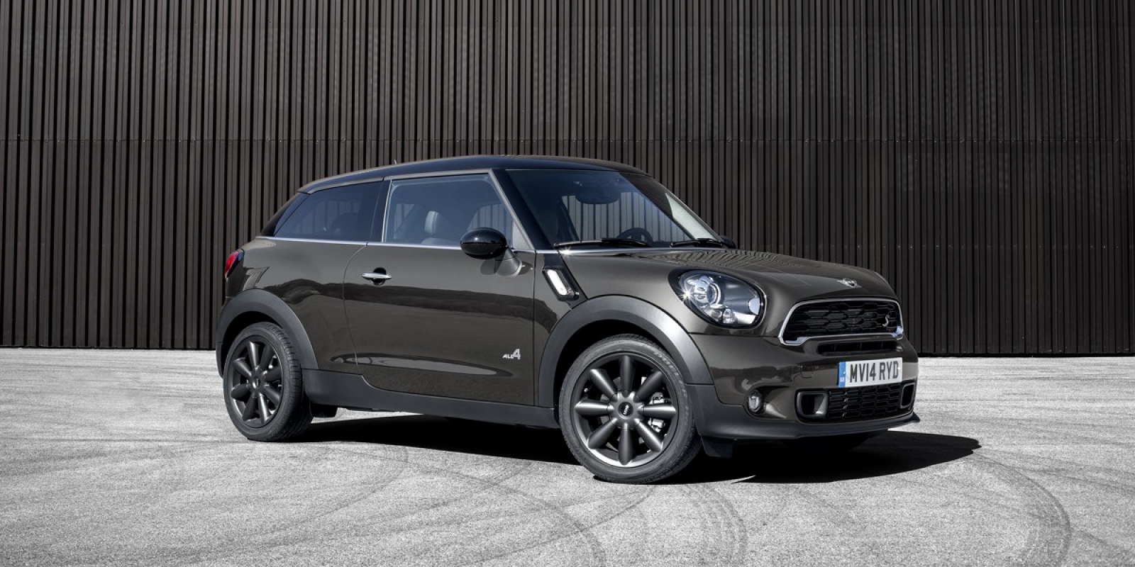 2016 Mini Cooper Paceman | Consumer Guide Auto