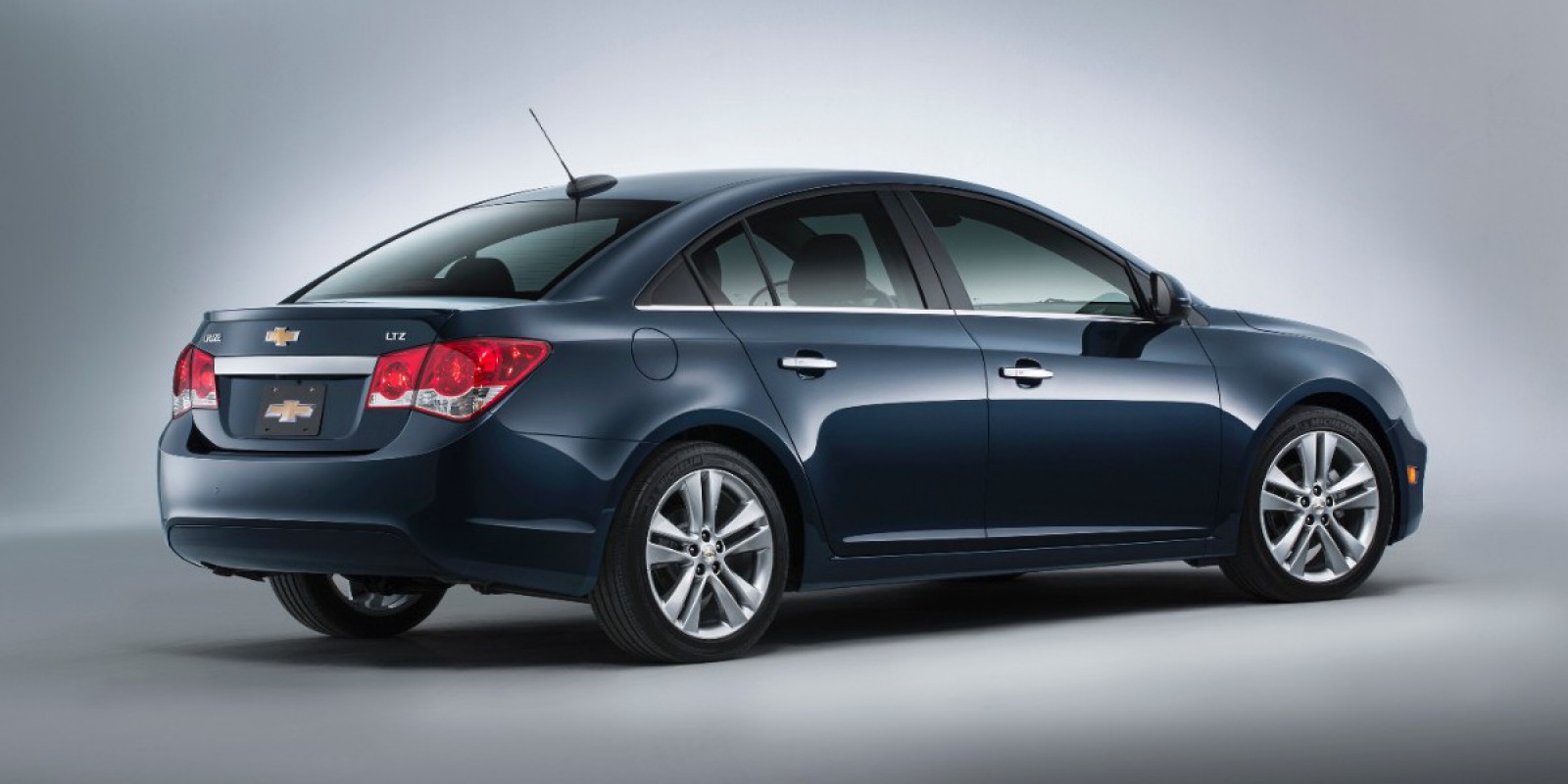 2015 Chevrolet Cruze Consumer Guide Auto