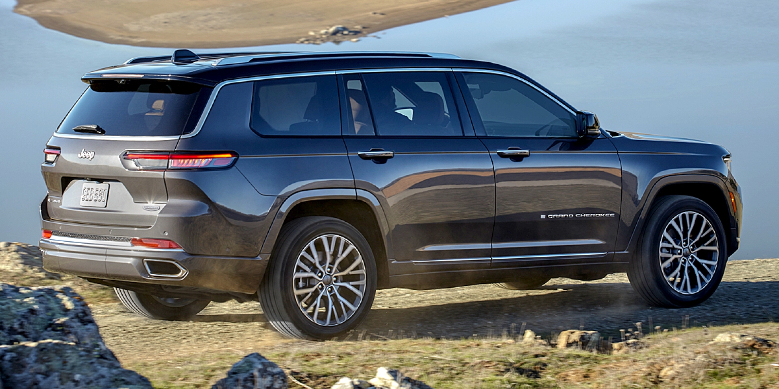 2021 Jeep Grand Cherokee L | Consumer Guide Auto