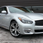 Infiniti Q70L