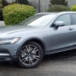 2017 Volvo V90 Cross Country