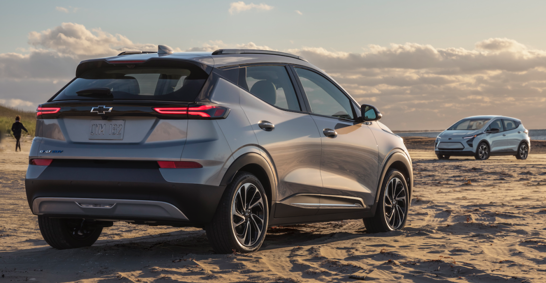2022 Chevrolet Bolt EUV (left) and EV