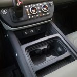 Land Rover Defender 110 SE