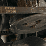 Fan belt on pulley